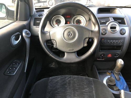 Imagem 13 de 15 de Megane Grand Tour 1.6 Dynamique Grand Tour 16v Flex 4p Ma...
