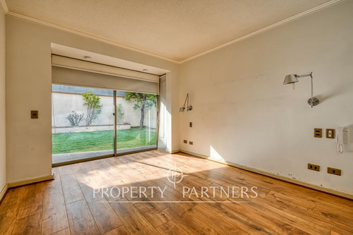 Casa Impecable Cercana A Colegio Huinganal Y Mayfl...