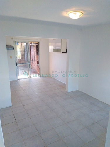 Imagen 8 de 20 de Carmelo | Vivienda A Metros De La Rambla