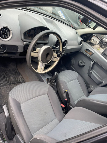 Volkswagen Gol 1.6 Power Total Flex 4p