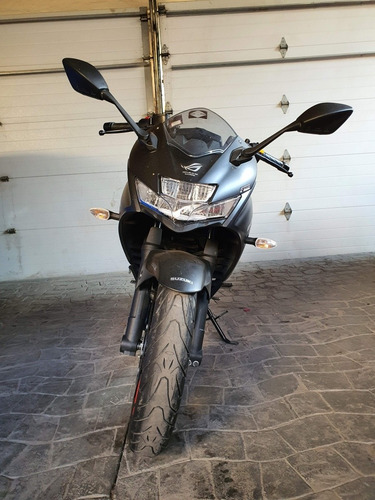 Imagen 1 de 10 de Suzuki 250 Sf