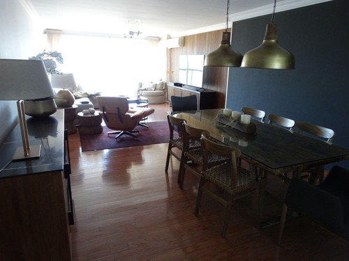 Imagen 8 de 30 de Apartamento En Venta Sobre Rbla. Con Vistas Al Mar, 3 Dormitorios, Parrillero De Uso Esclusivo Y Servicio 2 Garajes