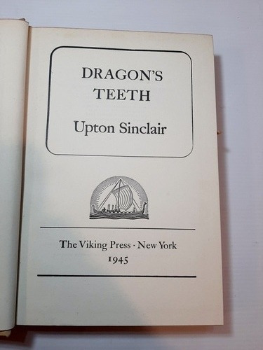 Antiguo Libro Diente De Dragón Sinclair 1945 Inglés Ro 1688