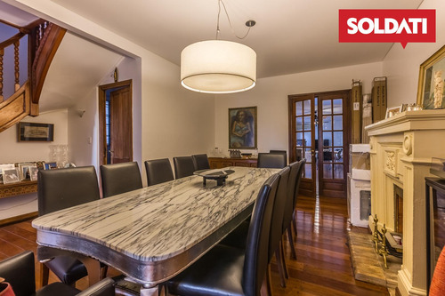 Venta - Casa 5 Ambientes Con Cochera Y Piscina - Vicente López