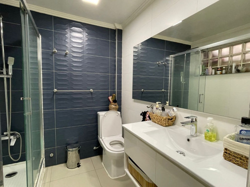 Amplia Casa En Las Condes - Calle Lolco. 228/ 258 Mt2