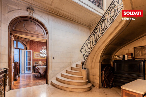 Petit Hotel En Venta - Recoleta