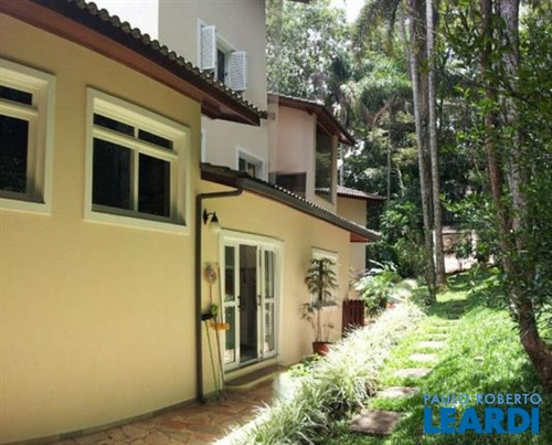 Imagem 7 de 9 de Casa Em Condomínio - Caraguatá - Sp - 641694