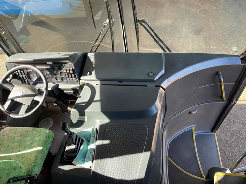 Imagem 9 de 14 de Volkswagen Comil Versatile 48l