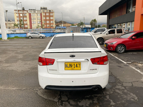 Kia CERATO FORTE 1.6