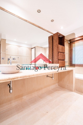 Buena Casa En San Rafael De Cuatro Dormitorios Con Pisicina- Ref: 6467