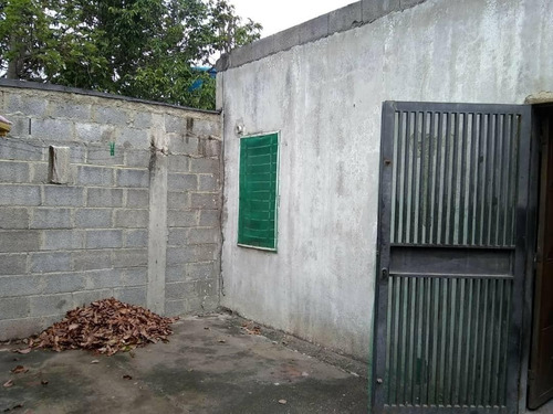 Imagen 15 de 30 de Casa Grande Re-modelada En Zona Exclusiva En Venta Barquisimeto El Cuji, José G. López 04145533925 Codigo 22-21243 Lara, Venezuela