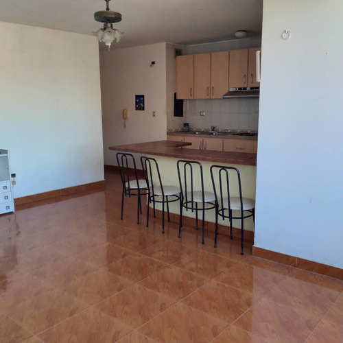 Imagen 8 de 12 de Se Alquila Binito Apartamento