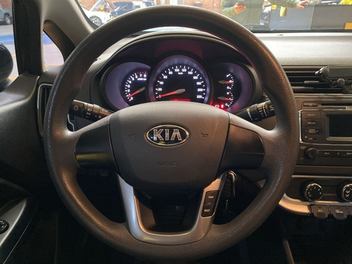 Imagen 18 de 25 de Kia Rio 1.4