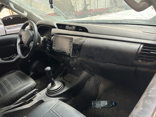 Toyota Hilux 2.4 Tdi Cabina Simple Chocado No Volcado Funcio