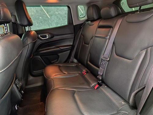Jeep Compass LONG. T270 1.3 TB 4x2 Flex Aut.