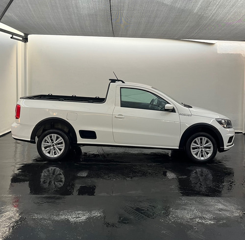 Volkswagen Saveiro 1.6 Robust Cab. Simples Total Flex 2p