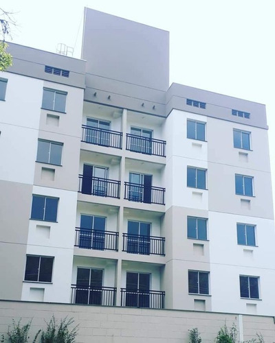 Apartamento À Venda Na Estrada Do Rio Grande, Taquara, Rio De Janeiro - Rj - Liv-11596