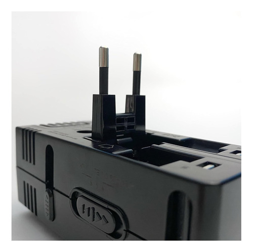 Adaptador De Convertidor De Voltaje Universal Nematech