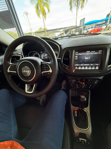 Jeep Compass 2.0 16V FLEX LONGITUDE AUTOMÁTICO