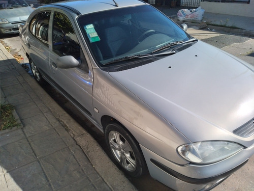 Renault Megane 1.9 I Tric Pack Plus 2008