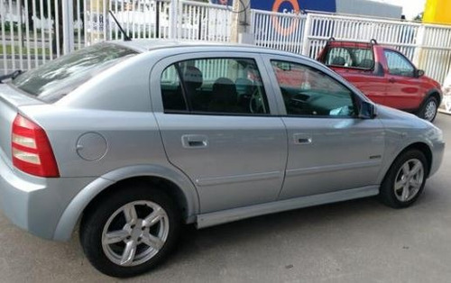 Chevrolet Astra 2.0 Advantage Flex Power 5p 121hp
