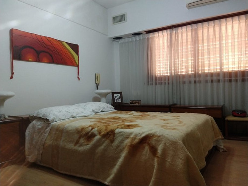 Imagen 5 de 13 de Chalet En Venta 5 Ambientes - Morón Sur