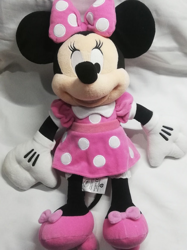 Minnie Mouse De Peluche, Ratavieja