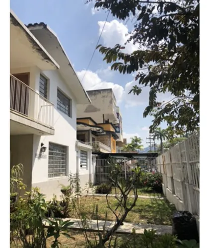 Casa En Venta - El Viñedo