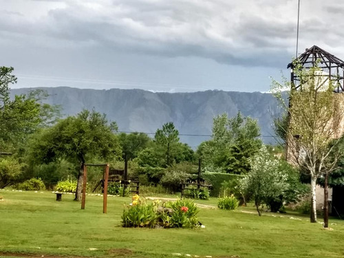 Dos Cabañas En Nono