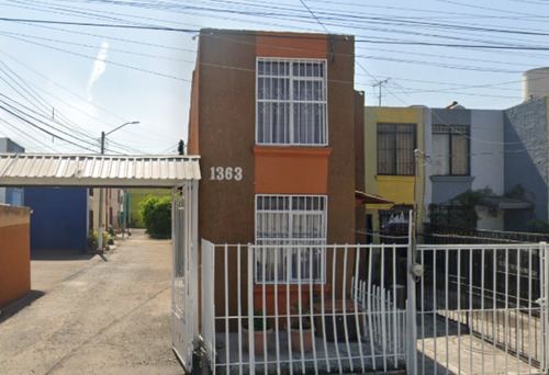 Casa En Venta, Remate Hipotecario, Col. Atlas, Guadalajara, Jalisco. Laab2
