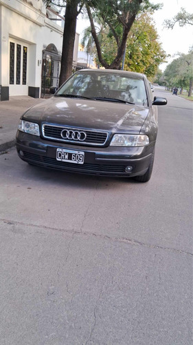 Audi A4 2.4 V6 Tiptronic