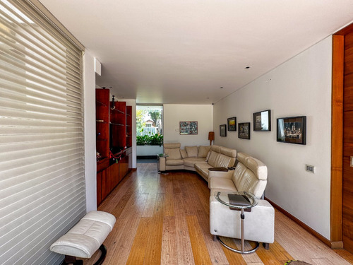 Hermosa Casa Con Vista Al Club De Golf Country Club. 40971