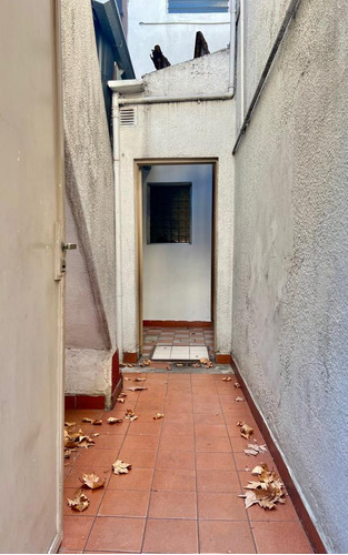 Imagen 2 de 30 de Casa En Venta A Reciclar En Villa Del Parque. A Precio De Departamento. Oportunidad Unica.