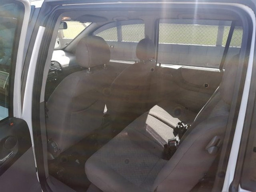Imagem 7 de 8 de Zafira 2.0 Mpfi Expression 8v Flex 4p Automático
