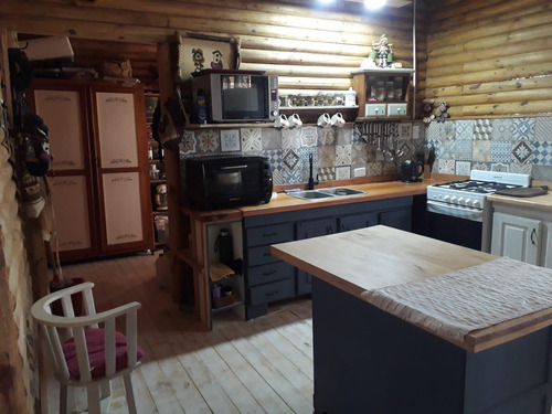 Casa En Venta - 3 Dormitorios 2 Baños - Cochera - 600mts2 - Verónica