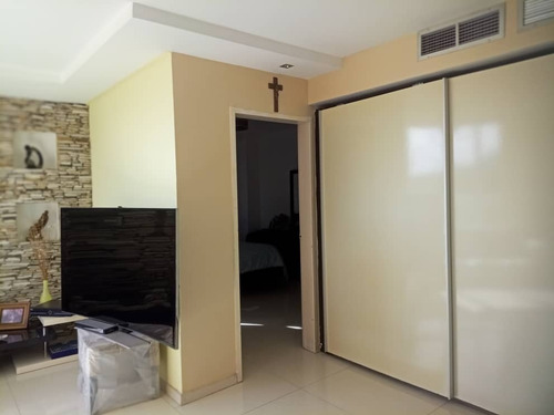 Imagen 14 de 19 de Apartamento Ubicado En Urb. Villa Granada, Conj. Res. Los Arrayanes Plaza