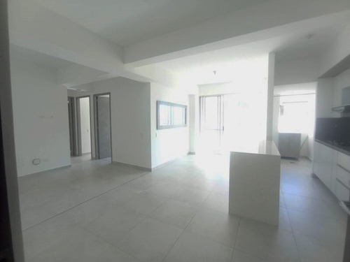 Apartamento En Arriendo Ubicado En Medellin Sector Calasanz (30200).