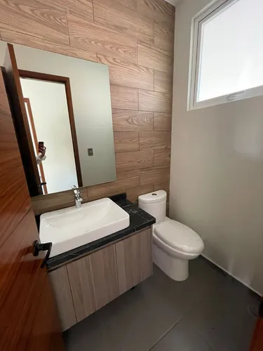 Casa En Venta En Gran Quinta Por La Uvm