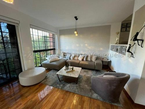 Imagen 2 de 12 de Town House En Venta En La Boyera