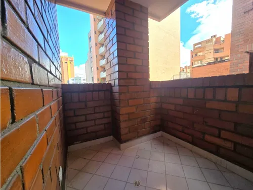 Vive En Laureles A Pasos De Santa Teresita, Excelente Distribución