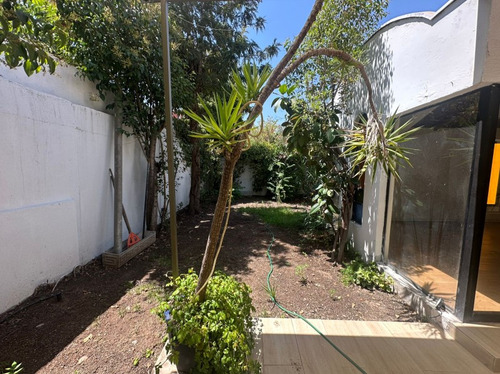 Linda Casa En Av. Sebastian Piñera