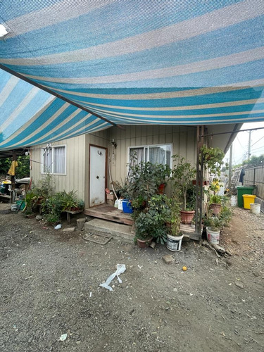 Casa Quinta En Pleno Centro De Peumo