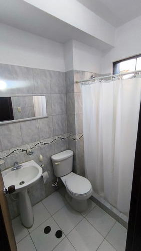 Alquiler Apartamento En El Bosque, Residencias Vista Al Bosque, Valencia. Amoblado. Lm.p