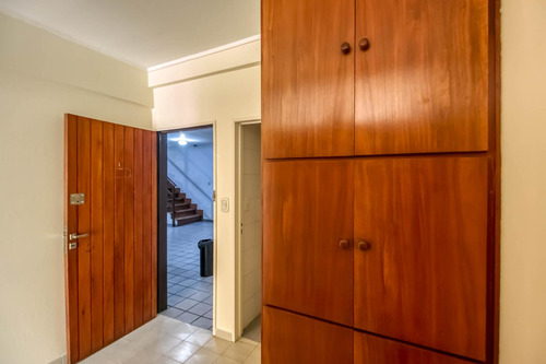 Oficina Impecable En Primer Piso De Edificio , Ideal Consultorio