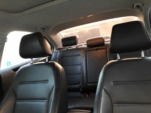 Imagen 6 de 9 de Volkswagen Vento 2014 2.5 Luxury 170cv Tiptronic