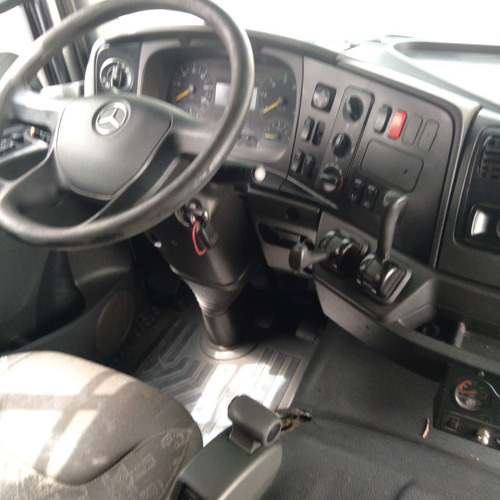 Mb Axor 1933 2014 Completo Único Dono Automático 450 Mil Km