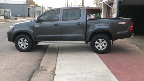 Toyota Hilux 3.0 Cd Srv Tdi 171cv 4x2 - B3 2015