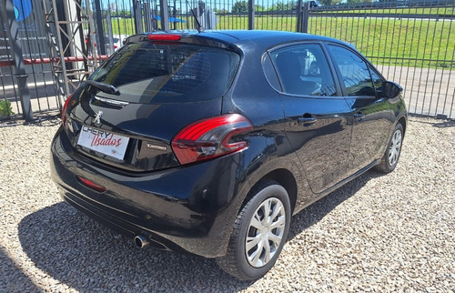 Peugeot 208 1.6 Active