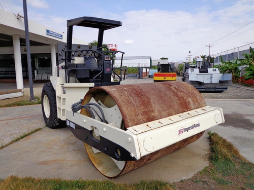 Imagen 3 de 10 de Maquina Para Asfalto Vibrocompactadora Ingersoll Rand Sd100