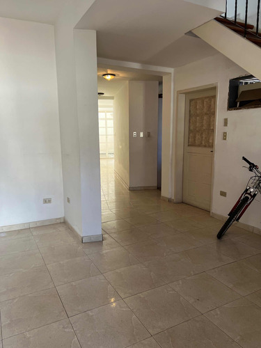 Apartamento Tipo Ameno En Alquiler La Soledad Maracay Ag